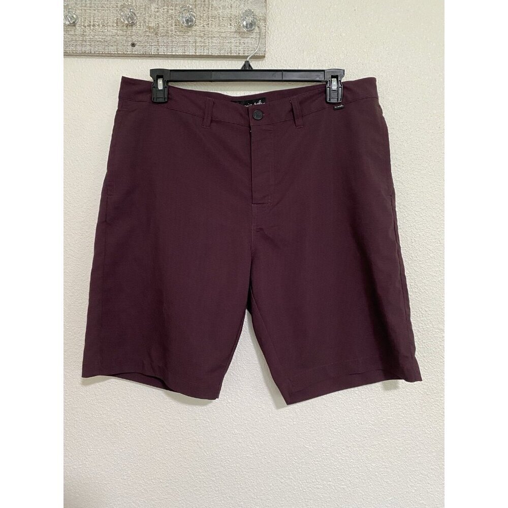 Travis Mathew Mens Golf Shorts 38/ 9” Burgundy Chino Outdoors Performance